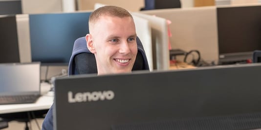 visma-consulting-uratarina-blogi-antti-koivumaki-kuvitus1-tonni